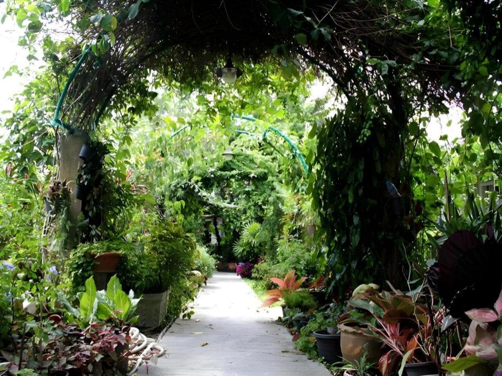 Rommai Rimnaam Resort Ranong Exterior foto