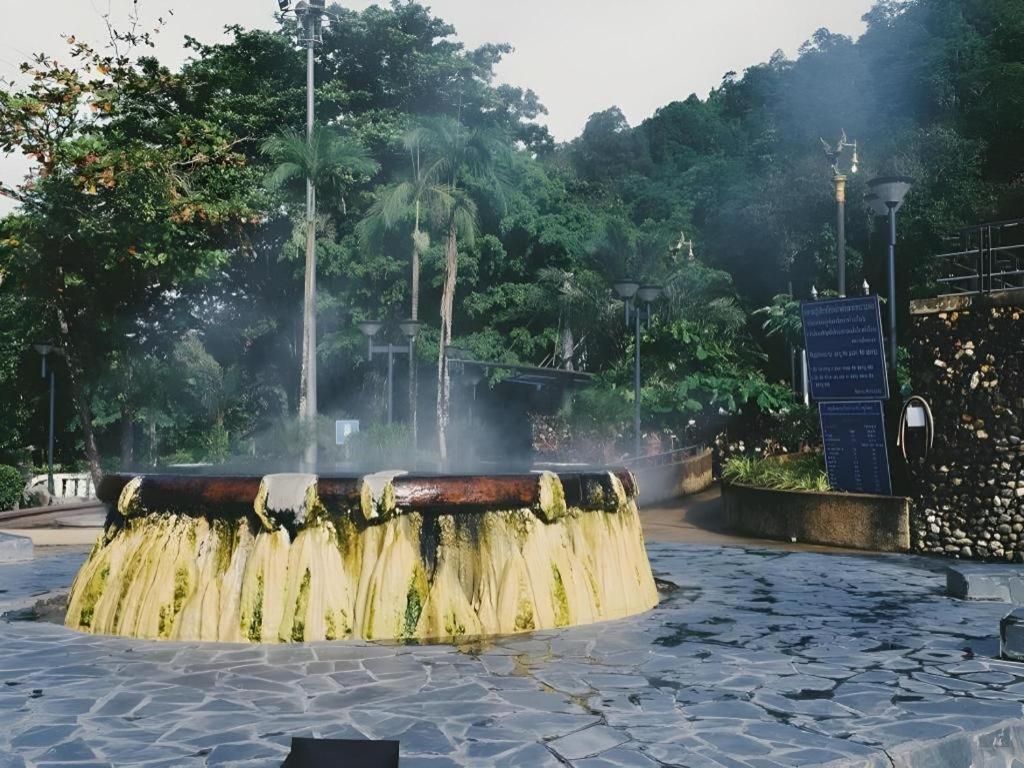 Rommai Rimnaam Resort Ranong Exterior foto