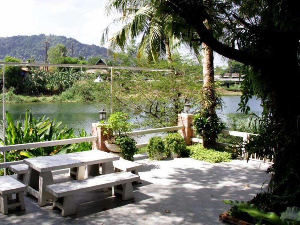 Rommai Rimnaam Resort Ranong Exterior foto