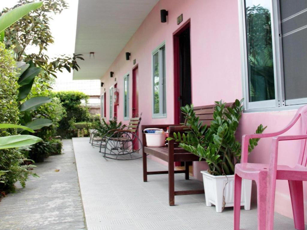 Rommai Rimnaam Resort Ranong Exterior foto