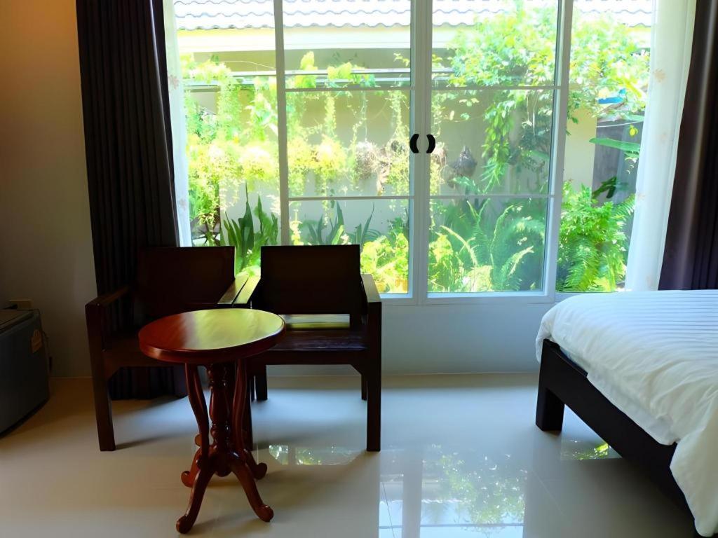 Rommai Rimnaam Resort Ranong Exterior foto