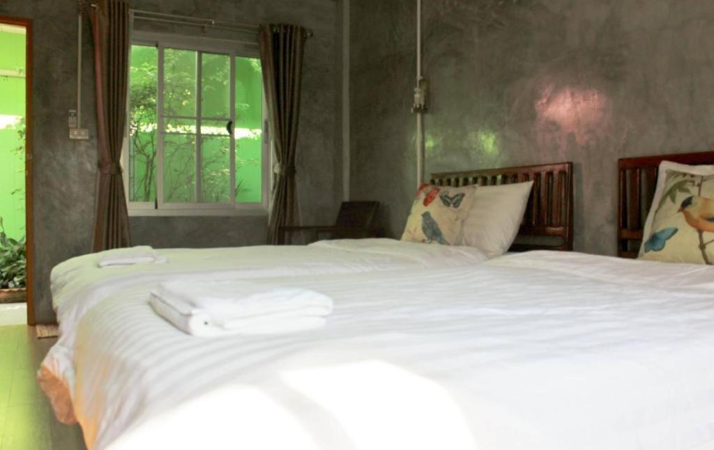 Rommai Rimnaam Resort Ranong Exterior foto