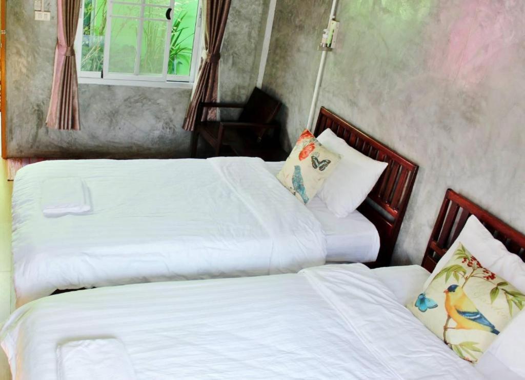 Rommai Rimnaam Resort Ranong Exterior foto